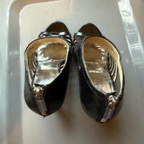 Michael Kors cages leather heels - Picture 7 of 11